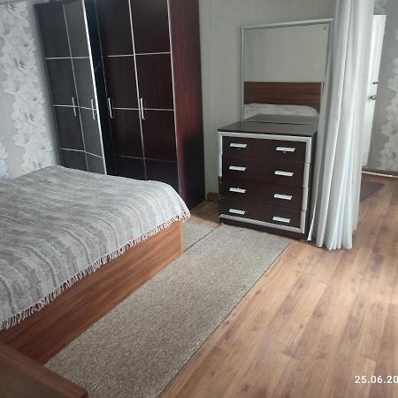 Квартира У Бульвара 1 Батуми Екстериор снимка
